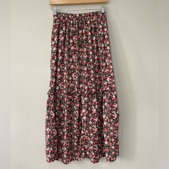 Vintage Dressing floral rose fit and flare maxi skirt small/medium - Picture 8 of 8